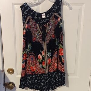 Bila XL Sleeveless Tank Top Boho Floral Shirt Tie Peephole Flowy